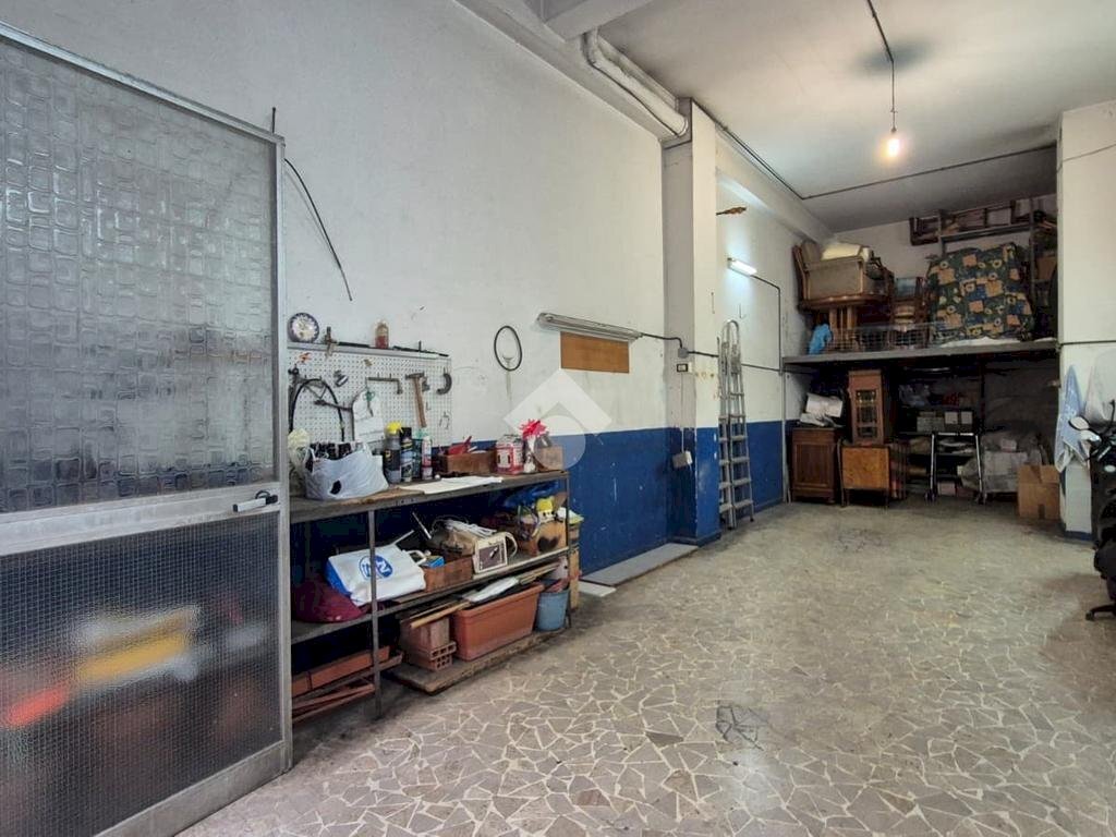 Box Via Pietro Fessia, Genova (neighborhood Marassi) - photo 2