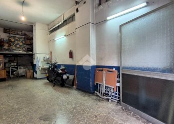 Box Via Pietro Fessia, Genova (neighborhood Marassi) - photo 3