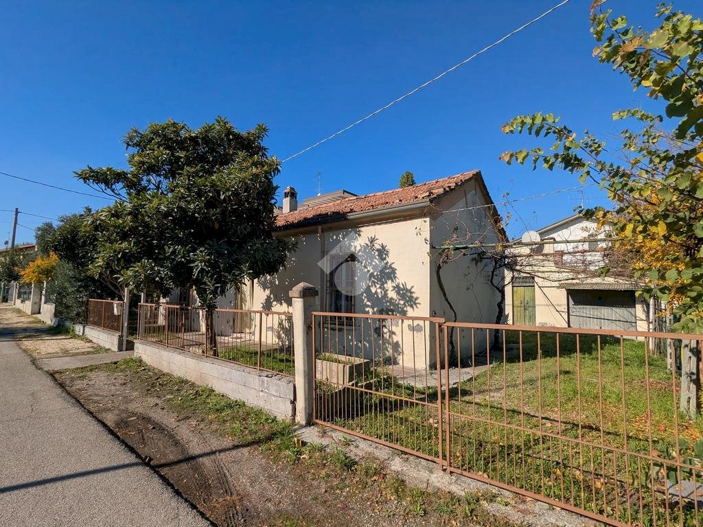 Villa Via arno, Cervia - photo 1