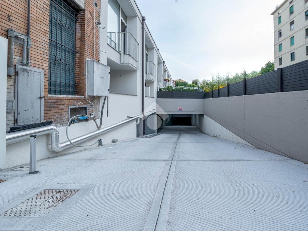 Box Via Emilia Est, Parma (zona San Lazzaro) - foto 3