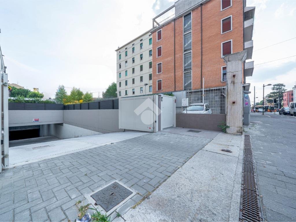 Box Via Emilia Est, Parma (zona San Lazzaro) - foto 1