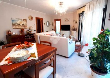 Three-room apartment Via Isolino, Senago - photo 14