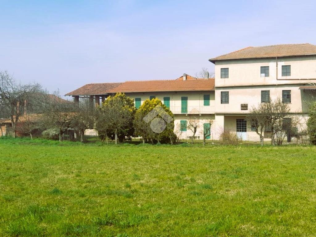 Casa indipendente Via S. Rocco, Momo - foto 2