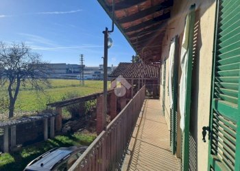 Casa indipendente Via S. Rocco, Momo - foto 11