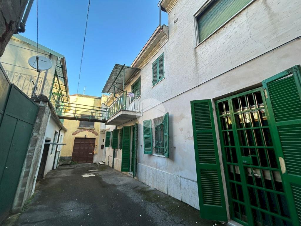 Casa semi indipendente Vicolo Matteo Bandello, Valenza - foto 2