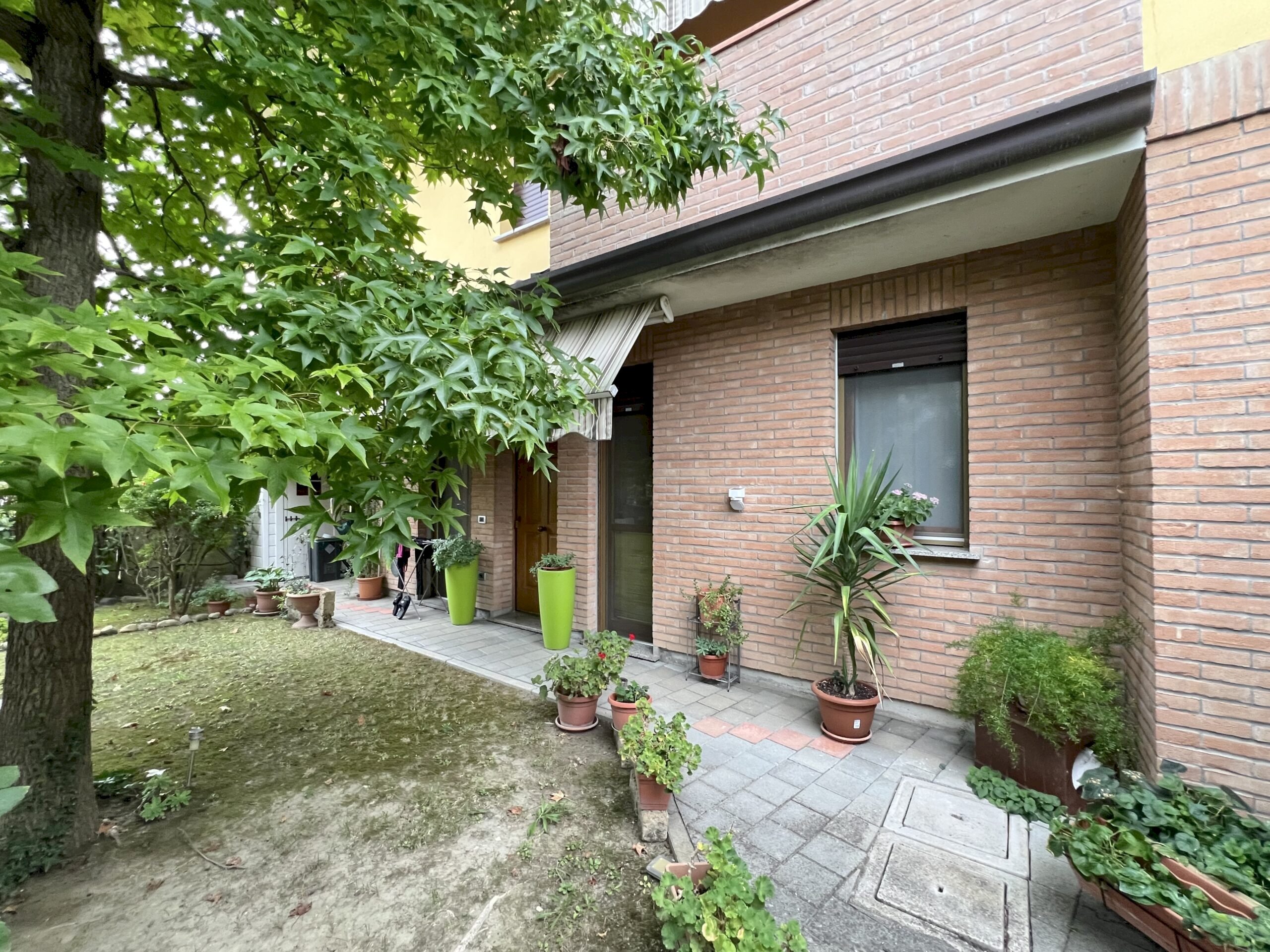 One-room apartment Via Madrid, 6/1, Argenta - photo 1