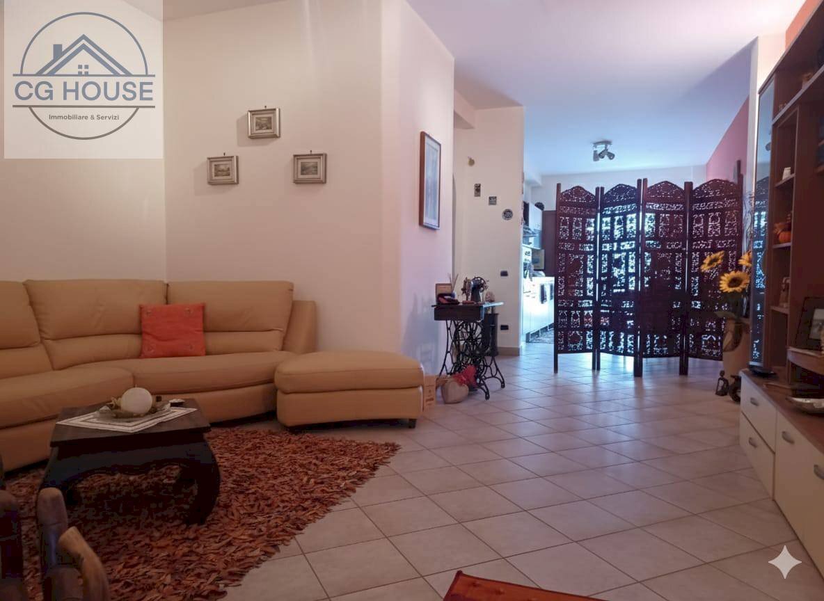 Foto 2 - Three-room apartment Via Guido Dorso
 
33, Pago del Vallo di Lauro - photo 2