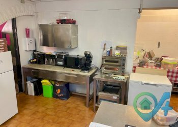 Foto 7 - Locale Commerciale viale Giuseppe Verdi
 
5, Sirmione - foto 7