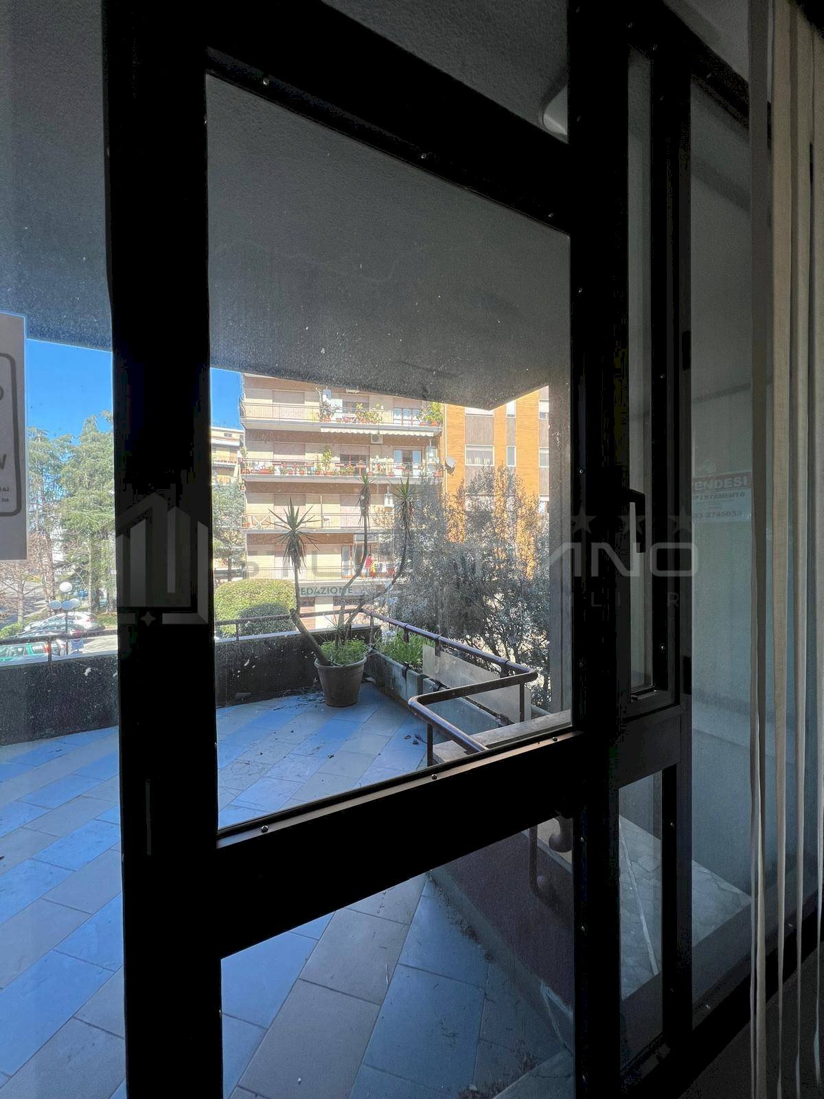 Foto 3 - Ufficio PIAZZA DELLA LIBERTA
 
35, Rende - foto 3