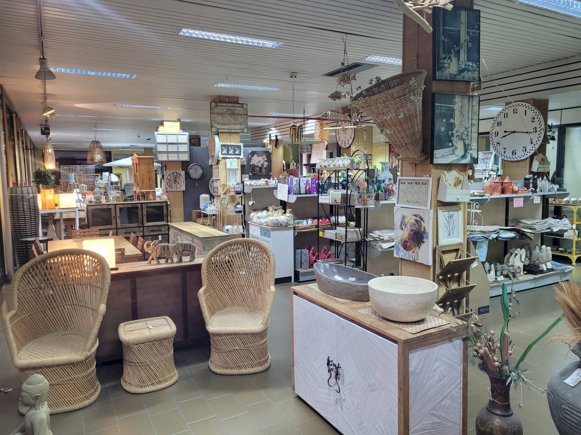 Foto 1 - Locale Commerciale via mantova
 
1, Legnago - foto 1