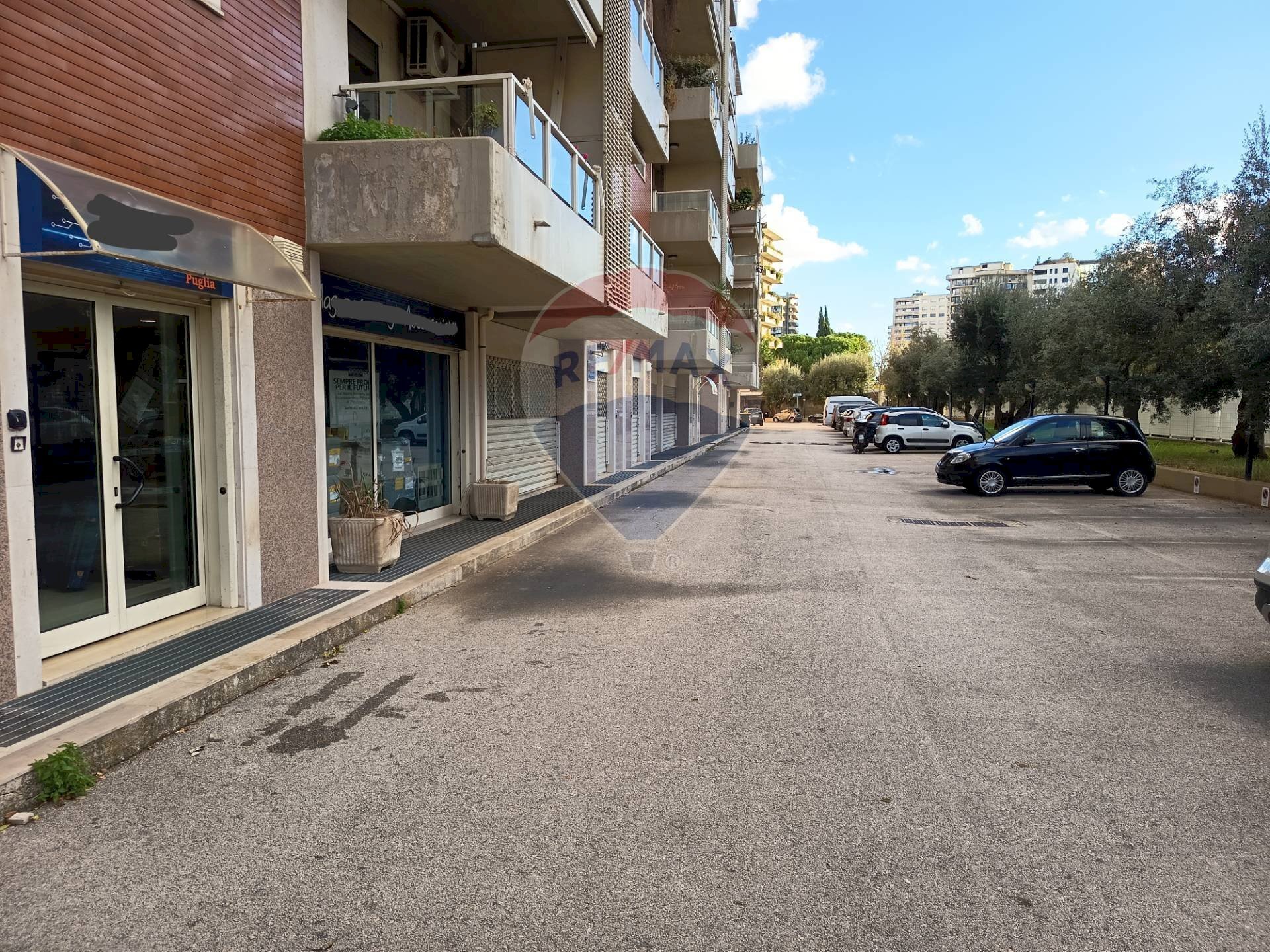 Edificio all\'aperto - Locale Commerciale Via Orfeo Mazzitelli
 
47, Bari - foto 2