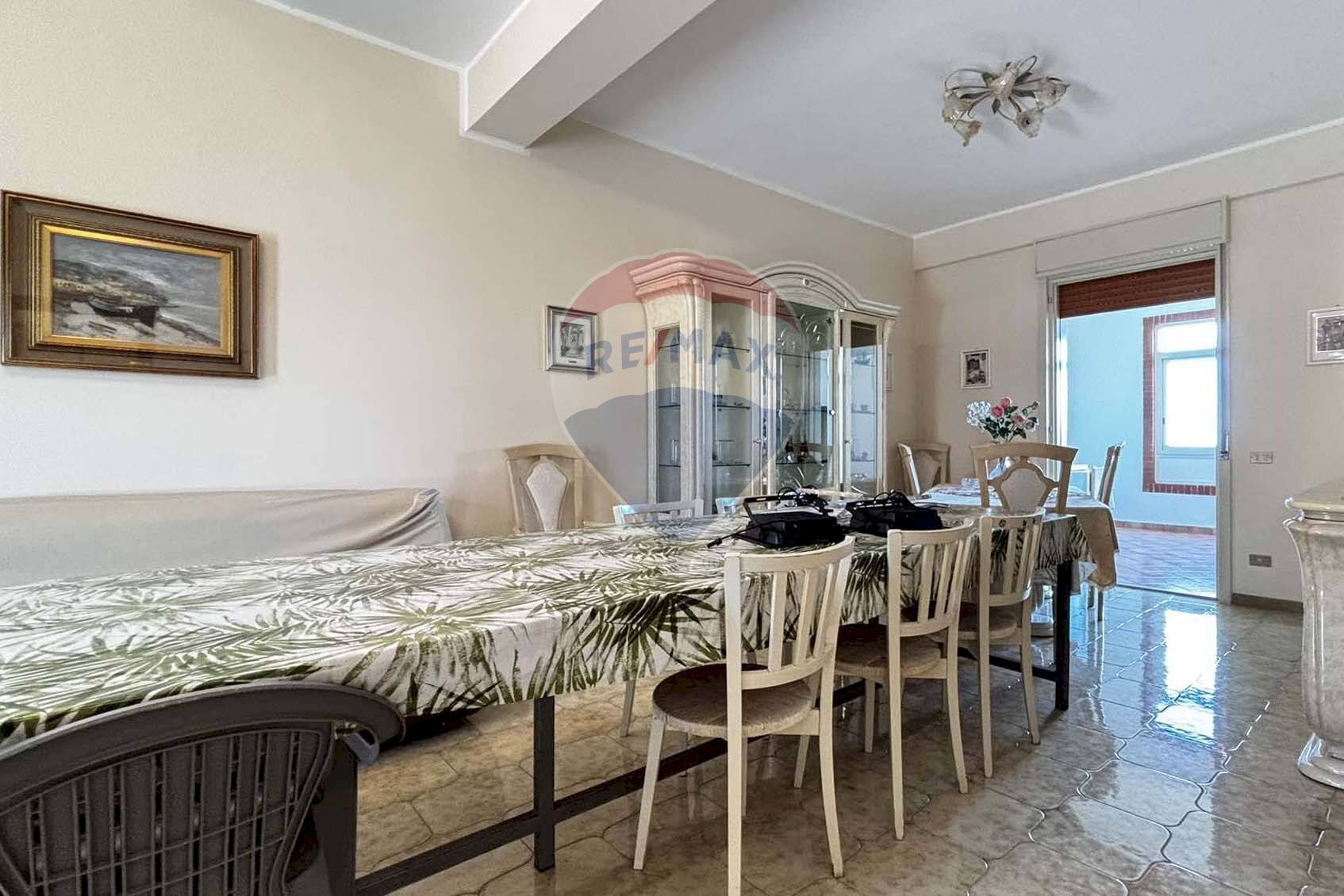 Sala da pranzo - Villa Via Esterna Strazzasiti
 
snc, Monreale - foto 3