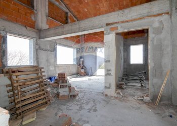 Stanza vuota - Villa Via Collegio Fiandaca
 
48/A, Acireale - foto 33