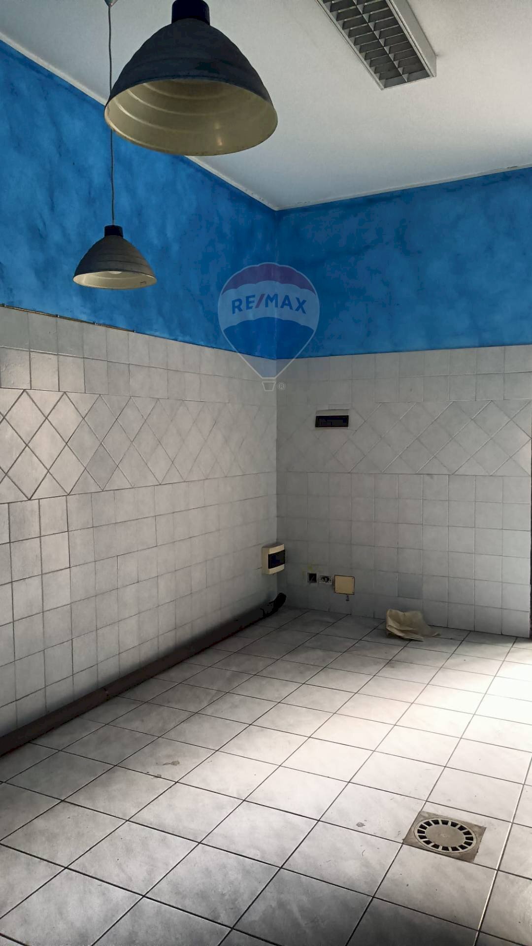 Stanza vuota - Locale Commerciale Via Umberto
180, San Pietro Clarenza - foto 2