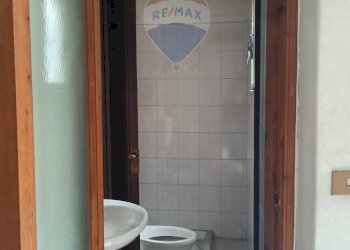 Bagno - Commercial Premises Via Umberto
 
180, San Pietro Clarenza - photo 7