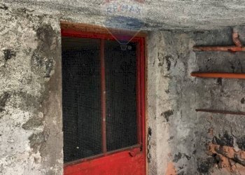 Stanza vuota - Commercial Premises Via Umberto
 
180, San Pietro Clarenza - photo 9