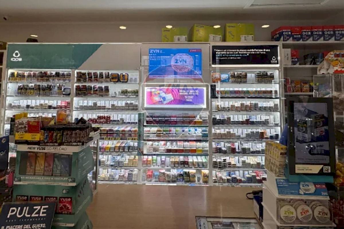 Dispensa di stoccaggio - Attività Commerciale Via Garibaldi, Catania - foto 1