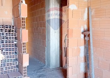 Edificio all\'aperto - Casa indipendente Via Trieste
 
20, Castel di Iudica - foto 34