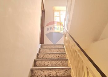 Scale - Independent house Via Bologna
 
38, Lentini - photo 8