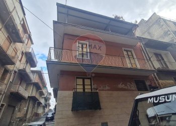 Edificio all\'aperto - Independent house Via Bologna
 
38, Lentini - photo 24