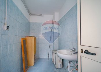 Bagno - Laboratory Via Paolo Borsellino
 
177, Misterbianco - photo 4