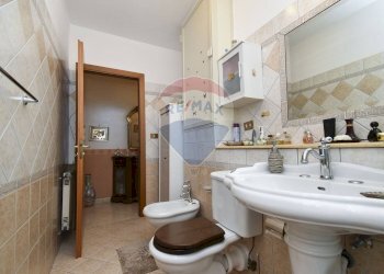 Bagno - Quadrilocale Viale Moncada
 
6, Catania - foto 8