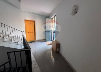 Hall / corridoio - Quadrilocale via prima
 
18, Aci Catena - foto 29