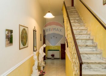 Scale - Appartamento Via Fisichella
 
4, Santa Maria di Licodia - foto 9