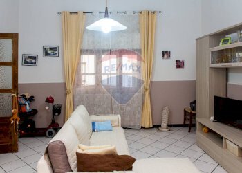 Soggiorno - Appartamento Via Fisichella
 
4, Santa Maria di Licodia - foto 12