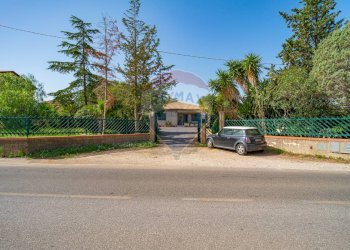 Non correlato - Villa Via Giambattista Fanales
 
88, Caltagirone - foto 4