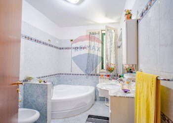 Bagno - Villa Via Giambattista Fanales
 
88, Caltagirone - foto 22