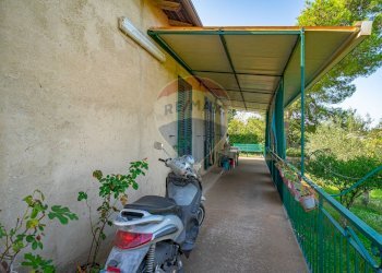 Balcone - Villa Via Giambattista Fanales
 
88, Caltagirone - foto 30