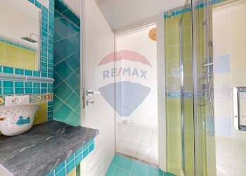 Bagno - Villa Via San Leonardo
 
70, Massa - foto 13