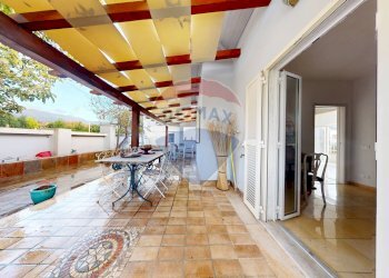 Terrazza - Villa Via San Leonardo
 
70, Massa - foto 22