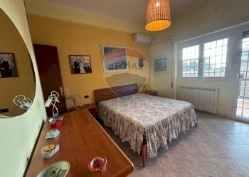 Camera / camera da letto - Trilocale via Bologna
 
95, Ardea - foto 15