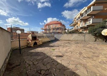 Terrazza - Trilocale via Bologna
 
95, Ardea - foto 20