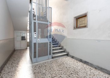 Ricezione / Lobby - Appartamento Via Umberto
 
330, Catania - foto 24