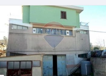 Edificio all\'aperto - Commercial Premises Caltagirone - photo 2