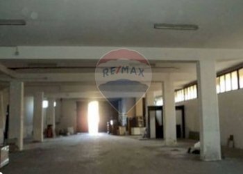 Parcheggio - Commercial Premises Caltagirone - photo 4