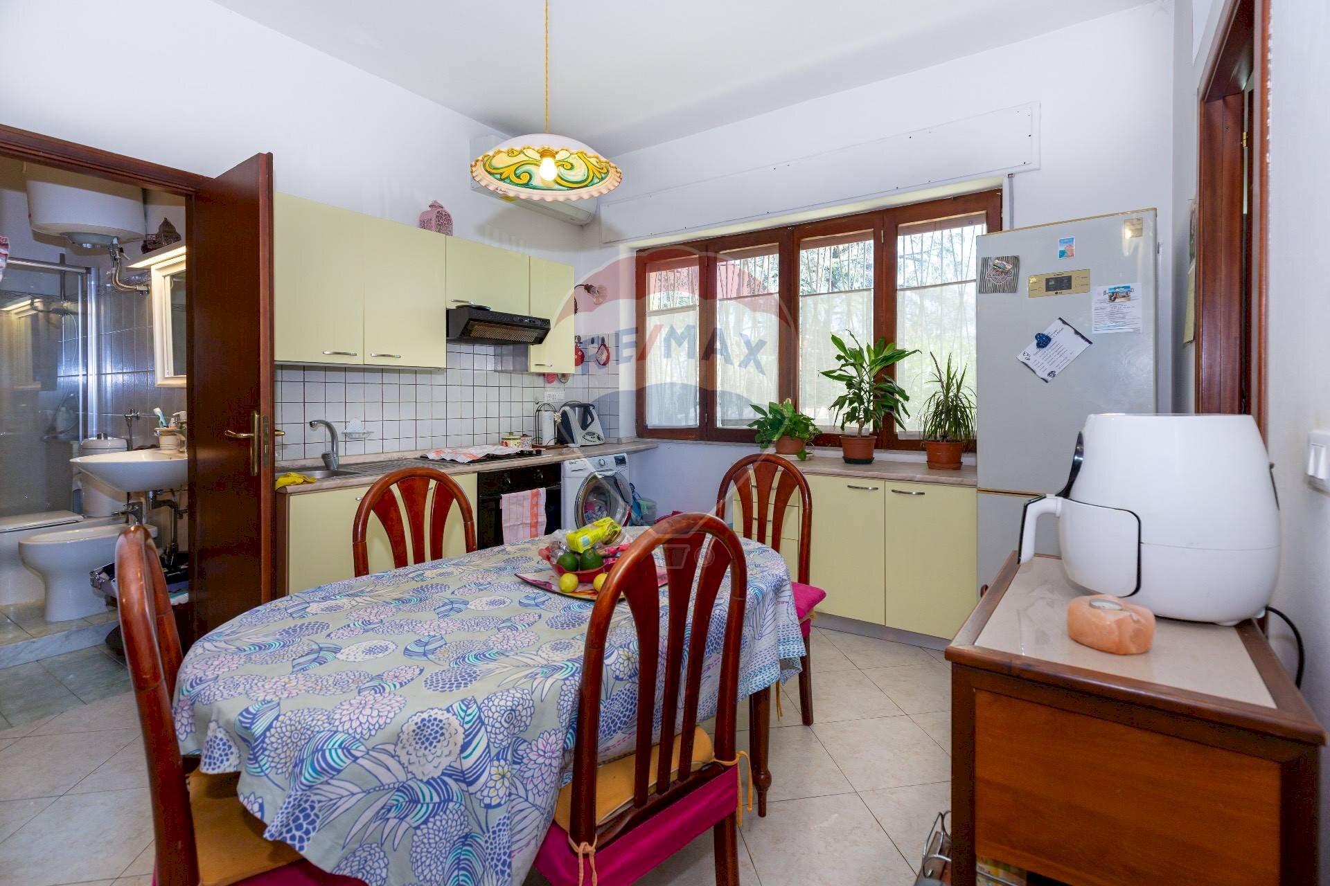 Sala da pranzo - Bilocale Via Carducci
 
16, San Giovanni la Punta - foto 1