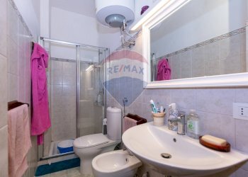 Bagno - Bilocale Via Carducci
 
16, San Giovanni la Punta - foto 10