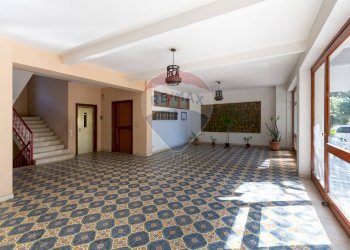 Stanza vuota - Bilocale Via Carducci
 
16, San Giovanni la Punta - foto 15