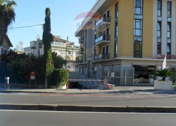 Edificio all\'aperto - Quadrilocale Viale della Regione
 
232, Caltanissetta - foto 4