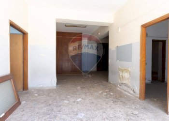 Hall / corridoio - Magazzino strada statale 114, Messina - foto 4