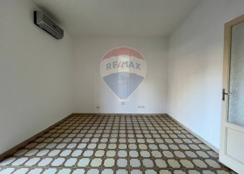 Stanza vuota - Appartamento Via Alessandro Manzoni
 
24, Caltagirone - foto 25