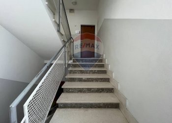 Scale - Appartamento Via Alessandro Manzoni
 
24, Caltagirone - foto 32