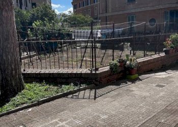 Edificio all\'aperto - Four-room apartment Roma - photo 7