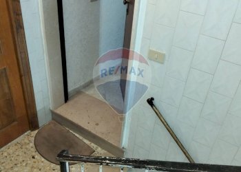 Dettagli - Trilocale Via Marcello Cavalieri
 
38, Manfredonia - foto 8