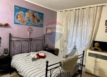 Camera / camera da letto - Bilocale via Donizetti
 
18, Cologno al Serio - foto 6