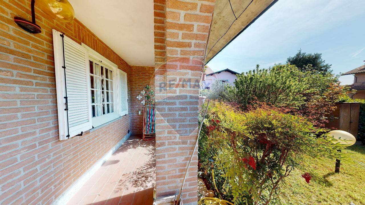 Casa all\'aperto - Villa a Schiera Via Pietro Nenni
16, Cura Carpignano - foto 2